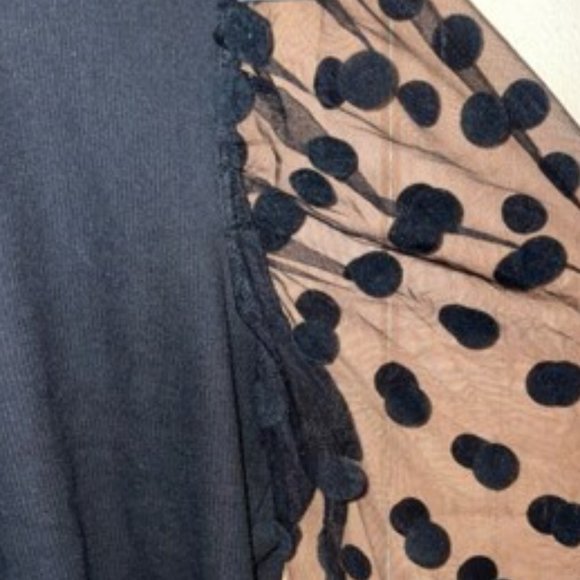 CHIC DOLLZ Polka Dot Mesh Sleeve Top - Picture 8 of 9